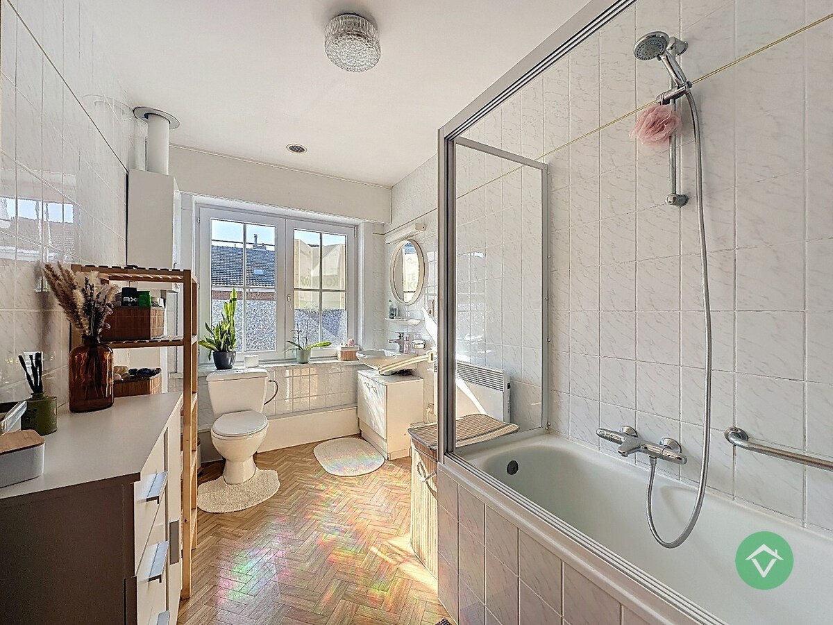 Instapklare woning met 3 slaapkamers en zonnige tuin op topligging in Torhout 