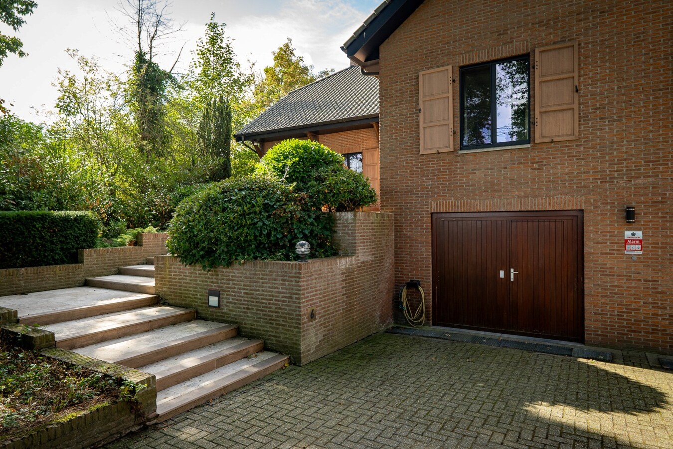 Ruime woning met weide en paddock op ca. 1ha te Bocholt 