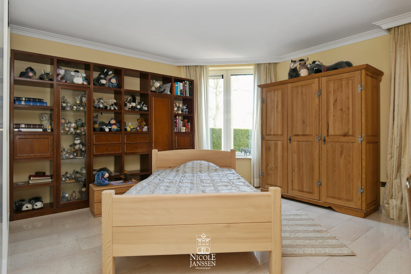 Slaapkamer met eigen badkamer