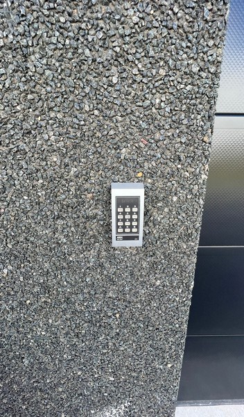 Recent magazijn te huur in Evergem