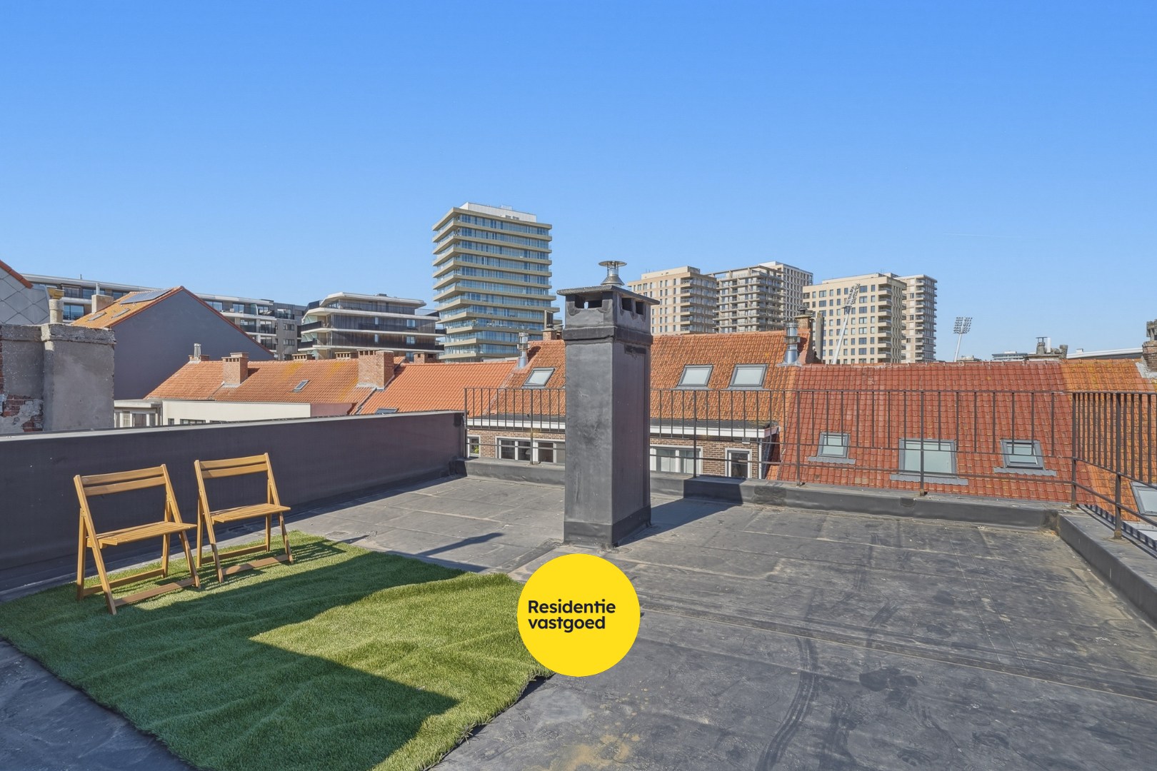 Instapklaar, energiezuinig appartement op topligging in Mariakerke (Oostende) 