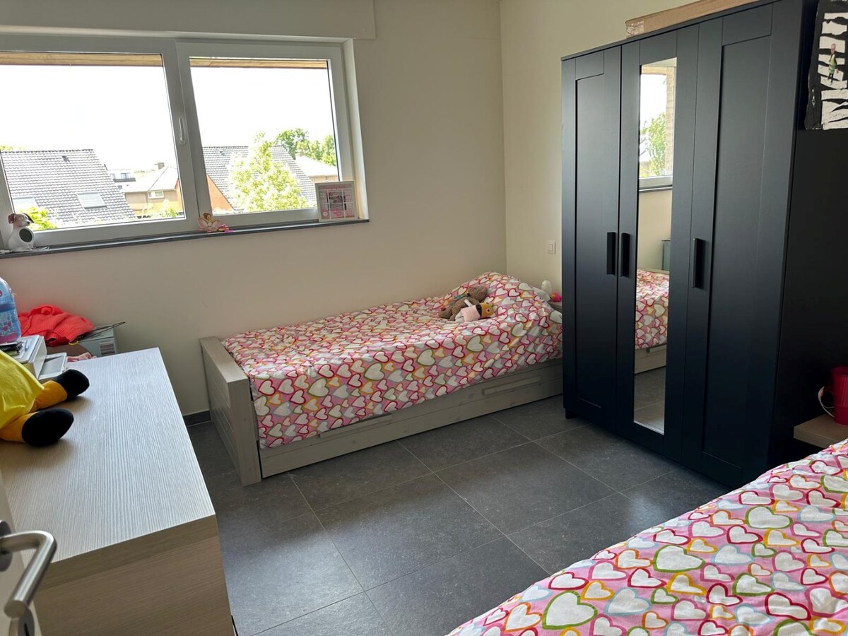 Rustig gelegen halfopen nieuwbouwwoning te Houthulst! 