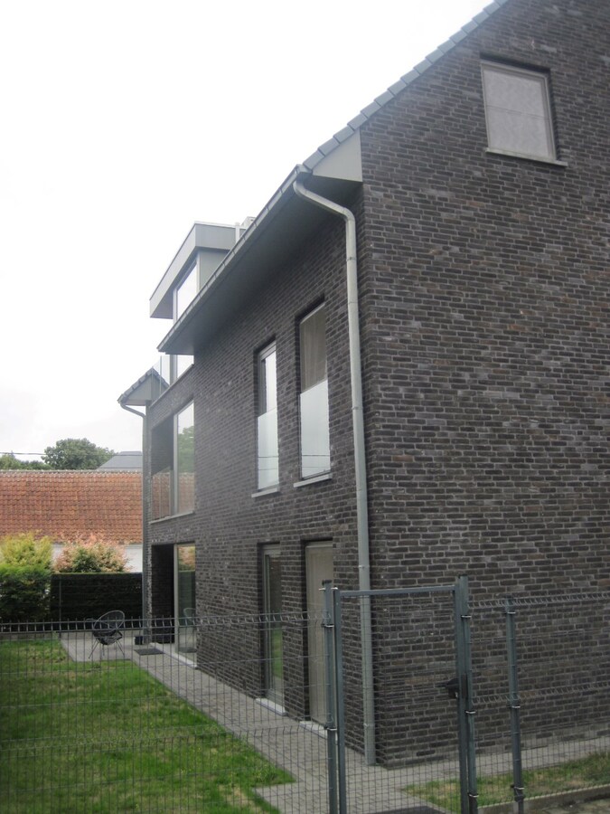 Luxueus en ruim appartement in rustige omgeving. 