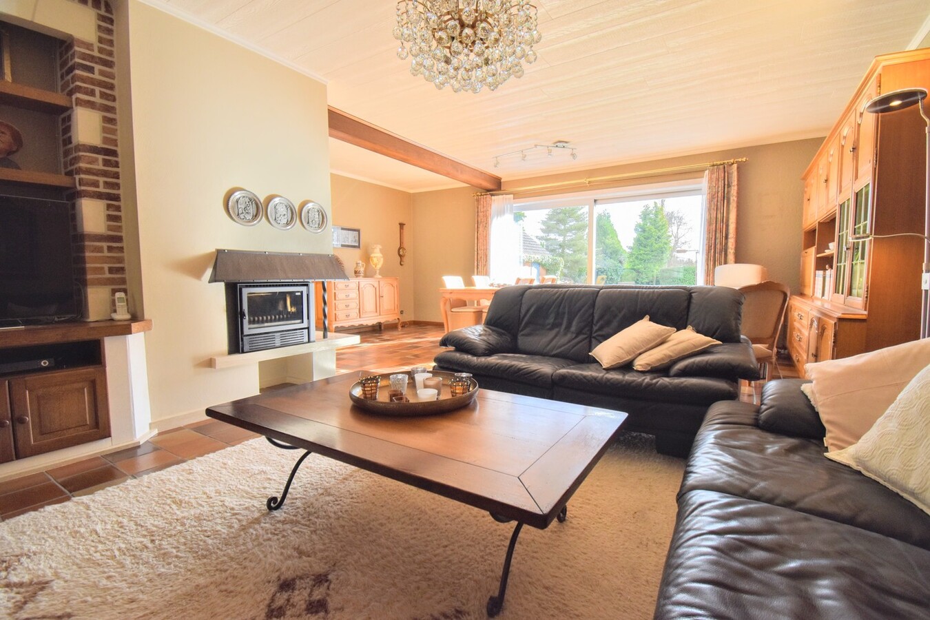 Instapklare gezinswoning op 1440 m² op toplocatie 