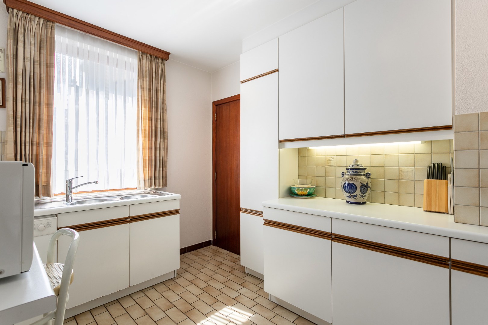 Ruim 3-slaapkamerappartement (EPC C) met terras en uniek zicht op de basiliek in hartje Halle 