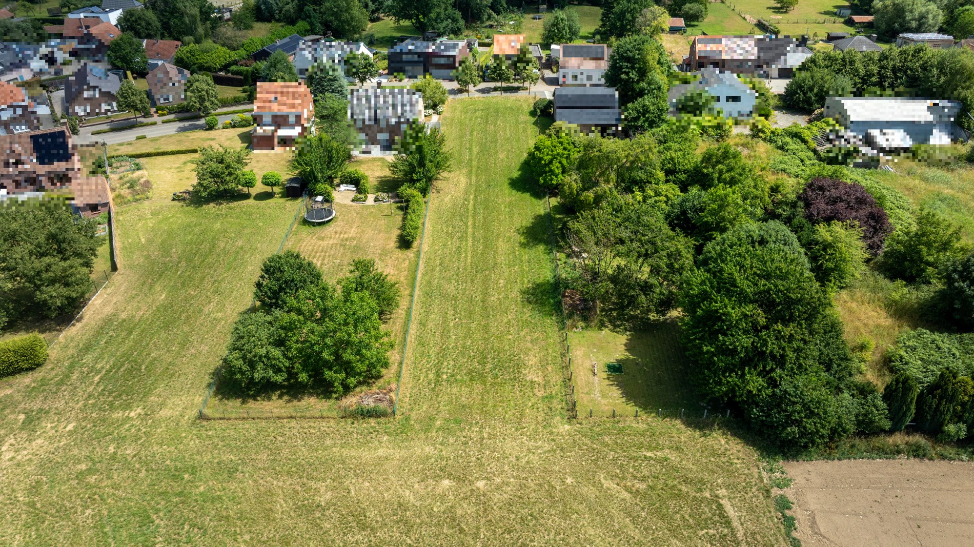 Prachtig perceel bouwgrond voor open bebouwing 