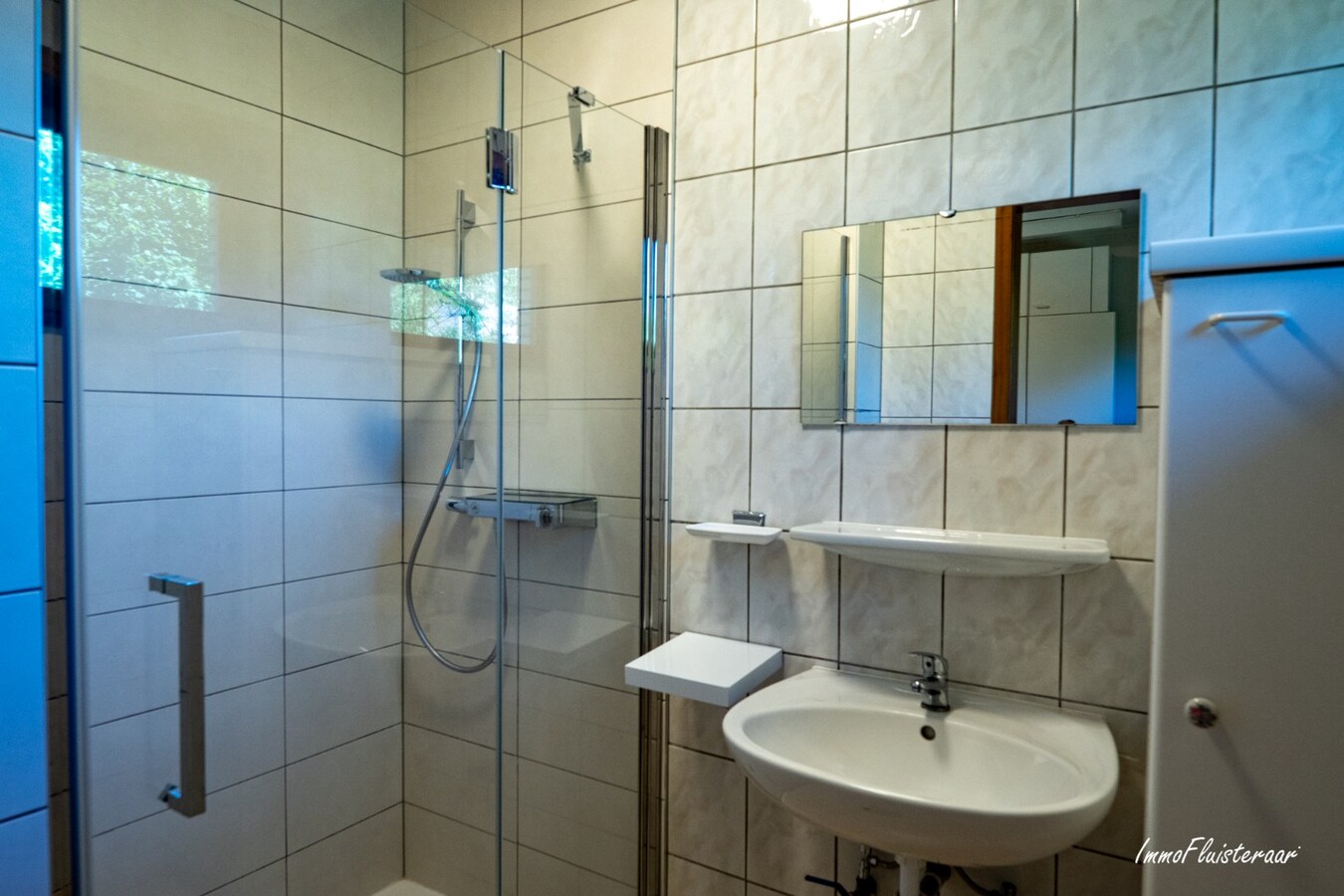 Ruime woning met loods op ca. 1ha te Lummen 