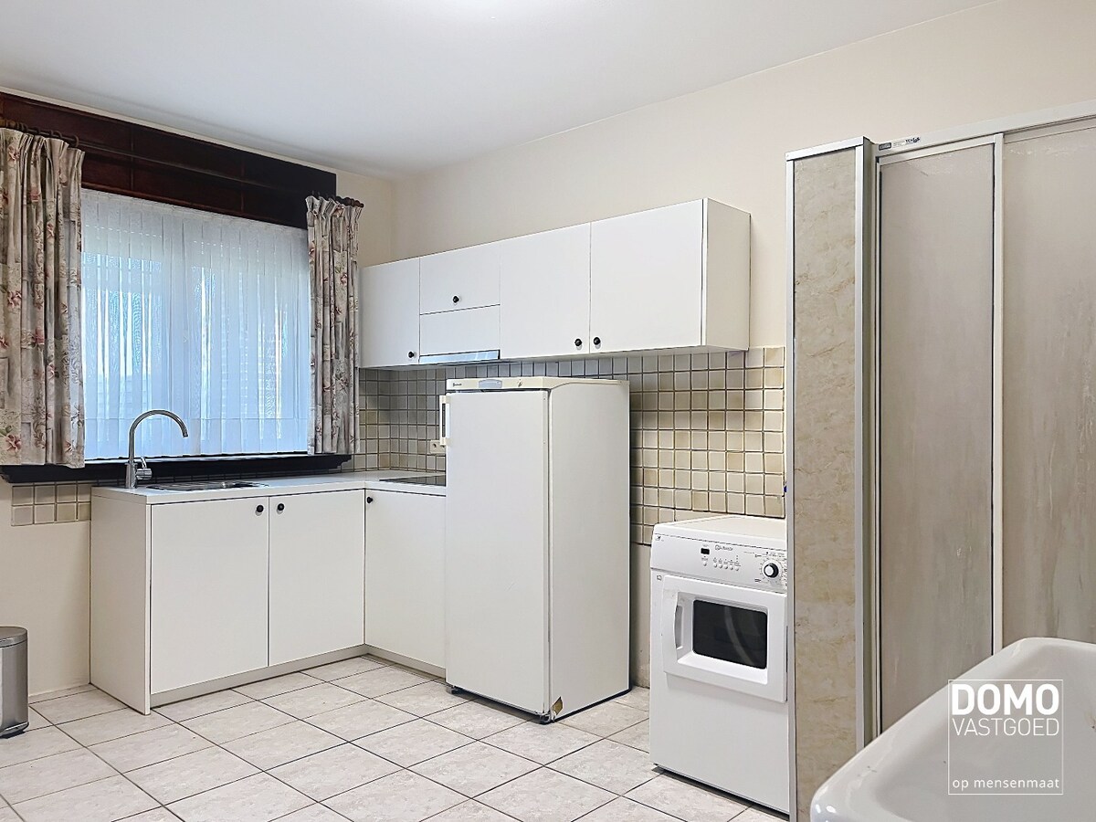 RUIME, LICHTRIJKE OPEN BEBOUWING MET ZONNIGE TUIN TE HALEN 