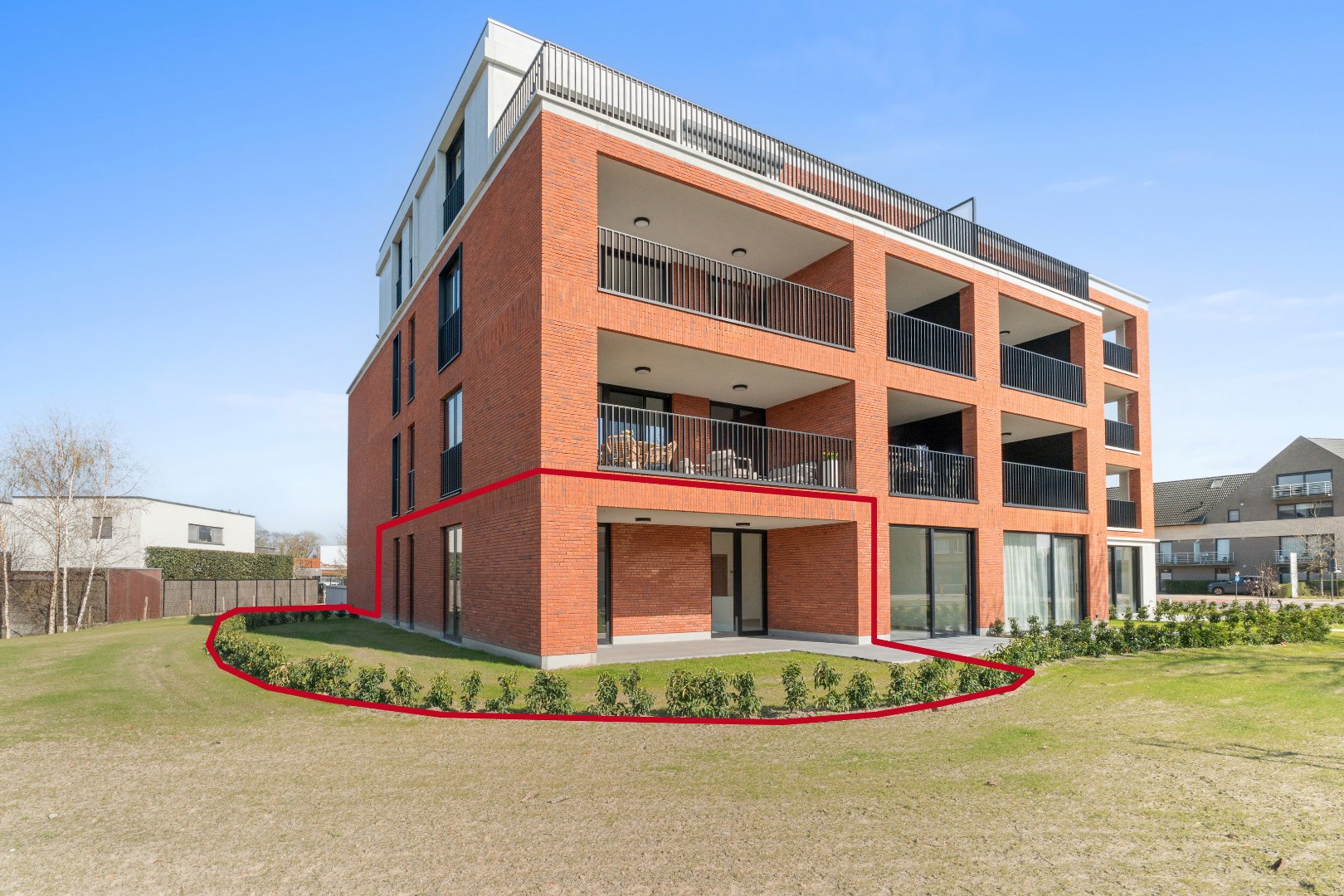 Nieuwbouwappartement met twee slaapkamers, tuin en ondergrondse autostaanplaats te koop in Zulte 