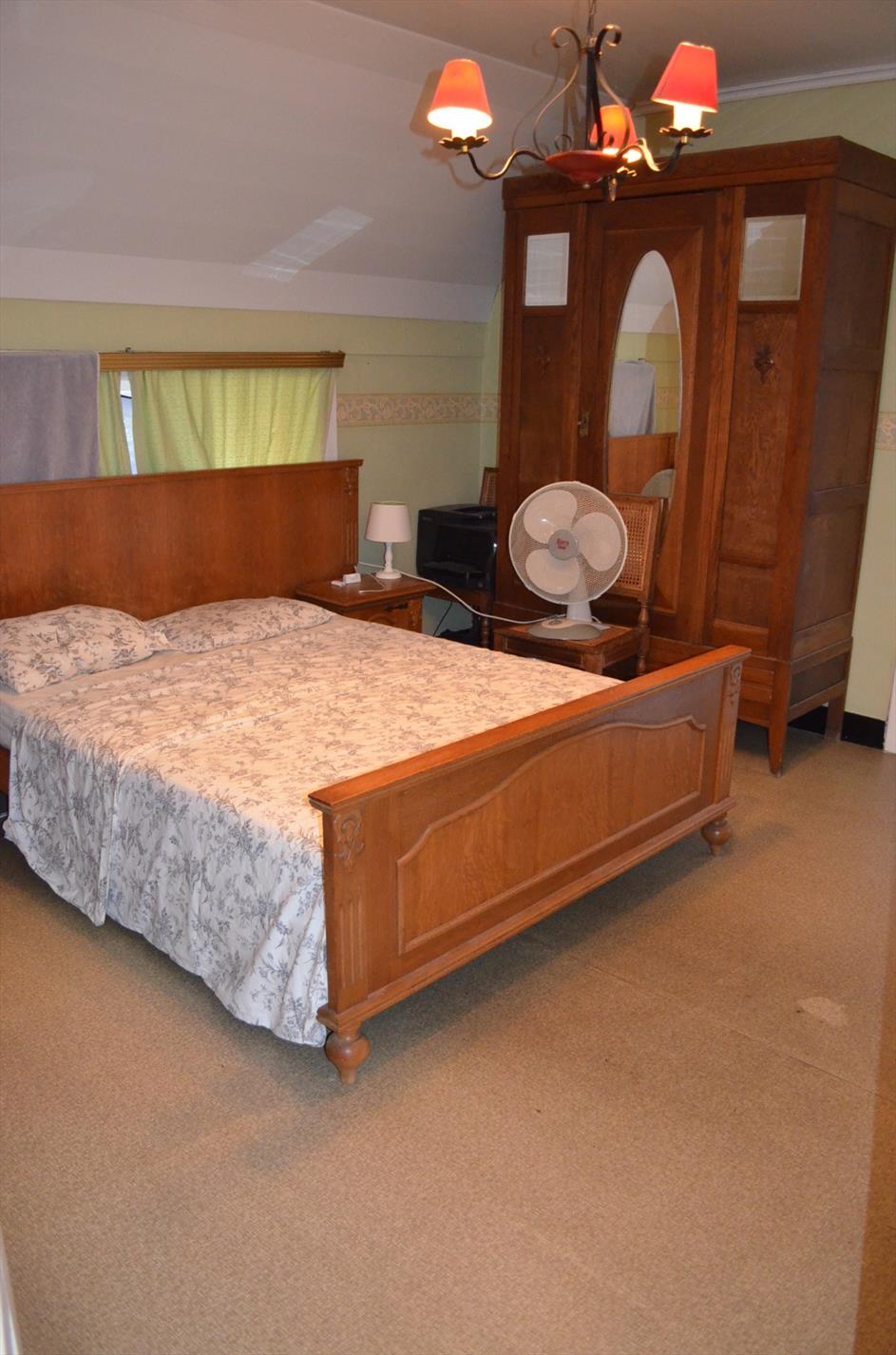 Grondig te renoveren woning op 350m² rustig gelegen nabij centrum Maldegem 