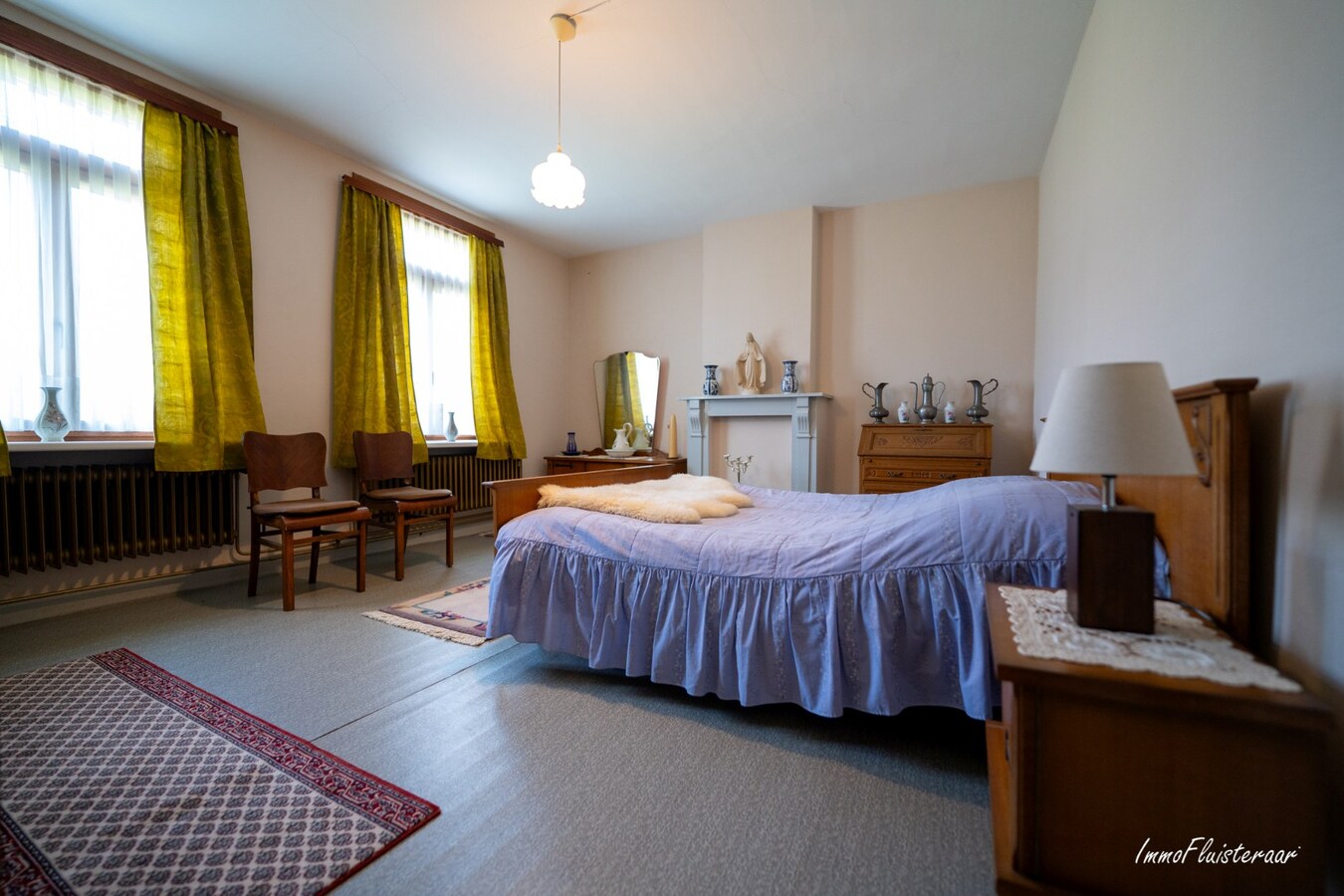 Statige woning met opslagruimte en stalgebouw op ca. 11.391 m2 te Geel 