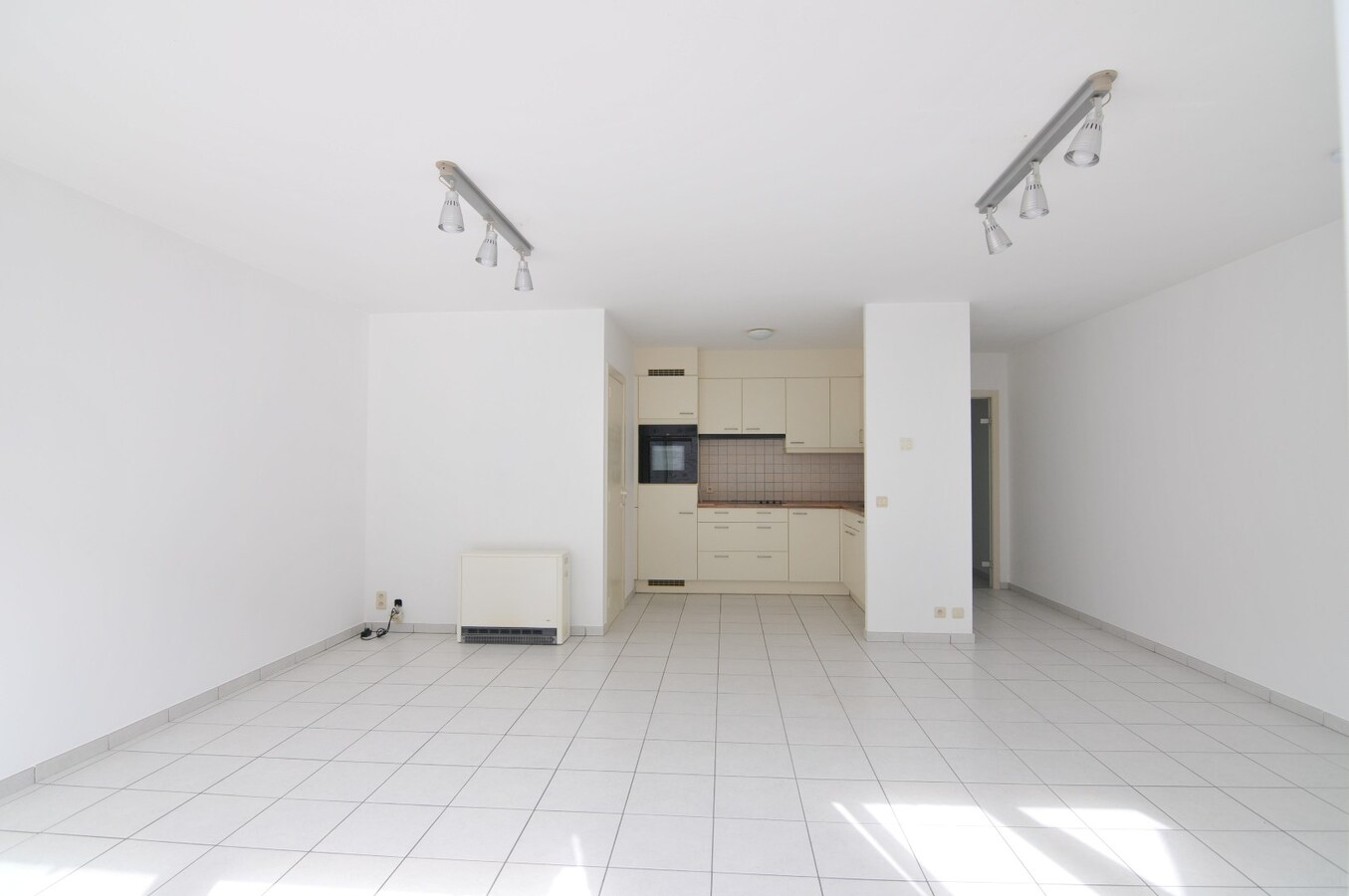 Instapklaar 1-slaapkamerappartement in hartje Avelgem 