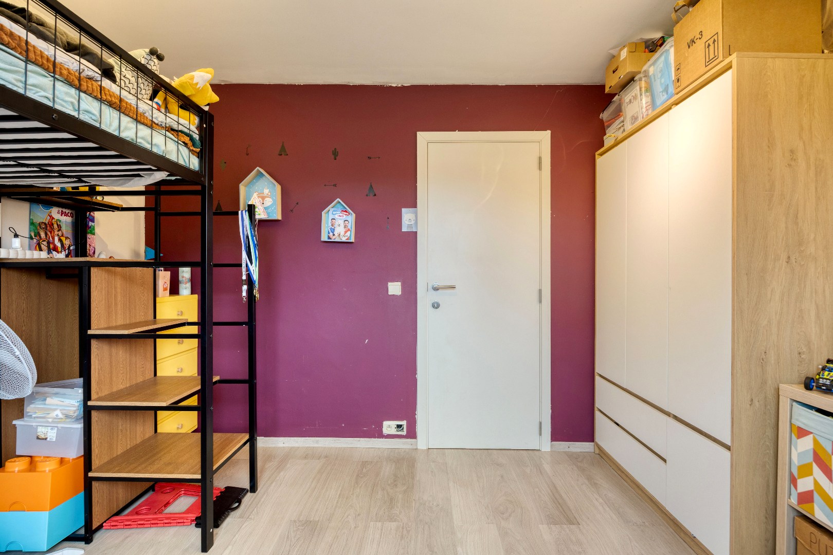 Instapklare woning te koop met 3 slpk, garage en tuin. 