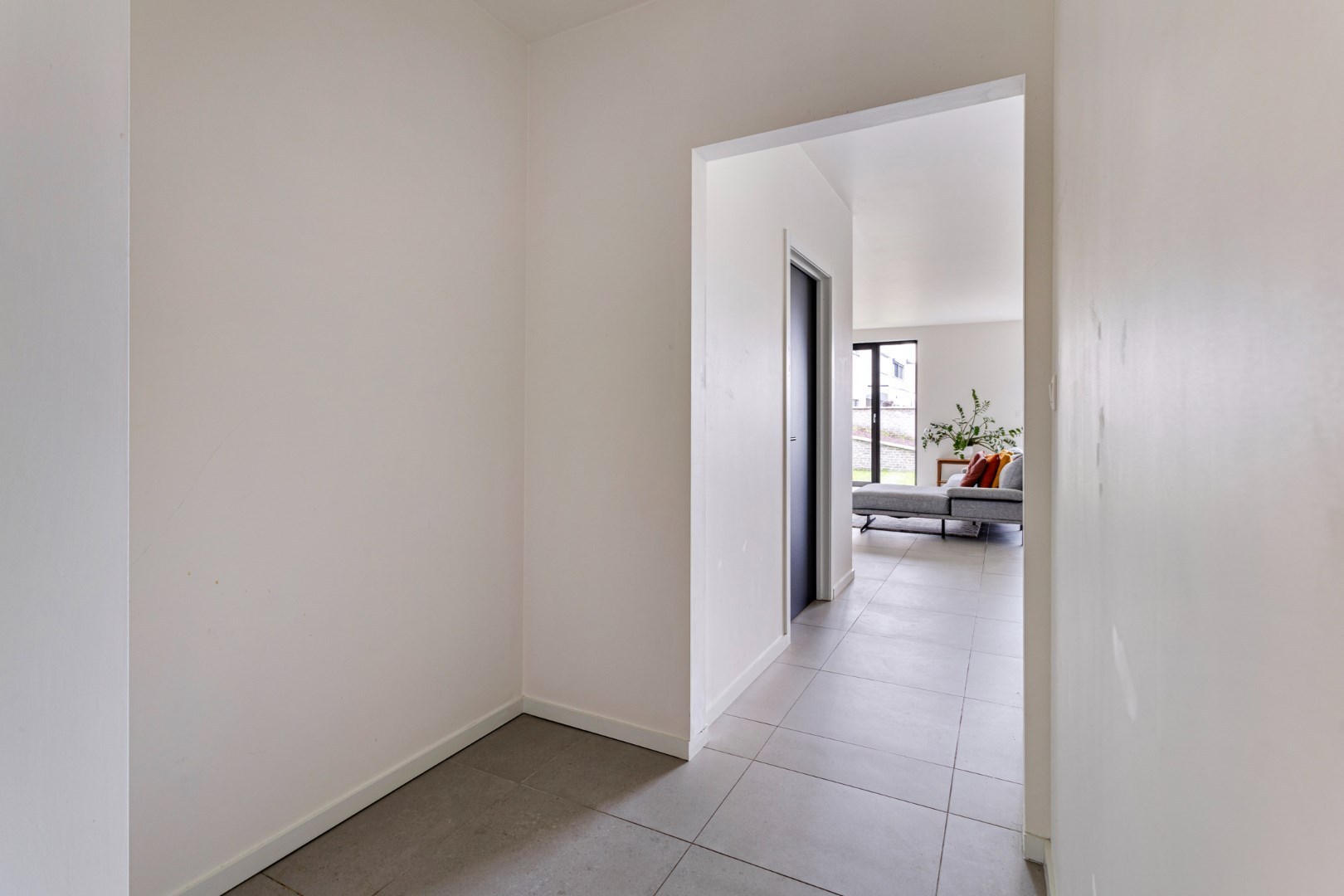 Lichtrijk nieuwbouwappartement met 3 slaapkamers, tuin, terras, kelderberging en 2 autostaanplaatsen - EPC 36 kWh/m² -bewoonbare opp. 115 m² 