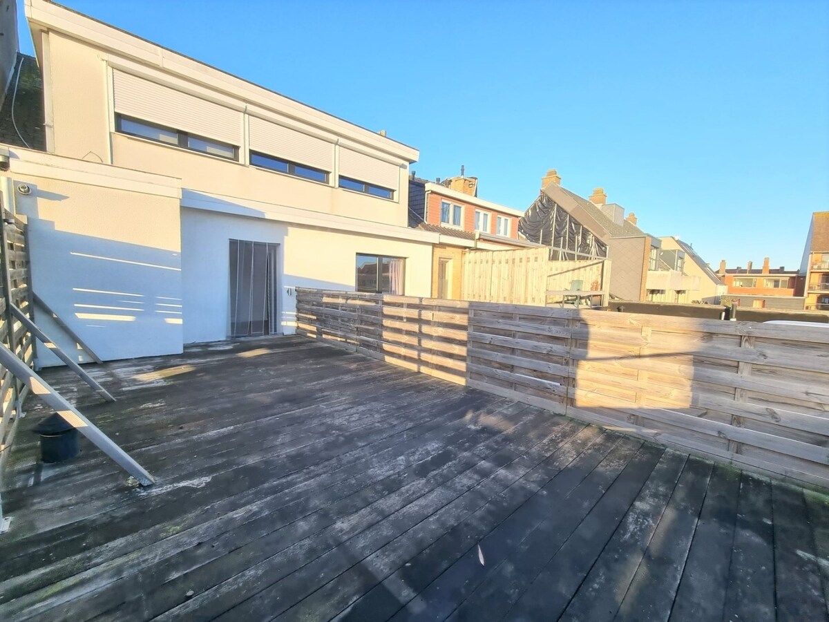 Leuk appartement met groot terras - Oudenburg 