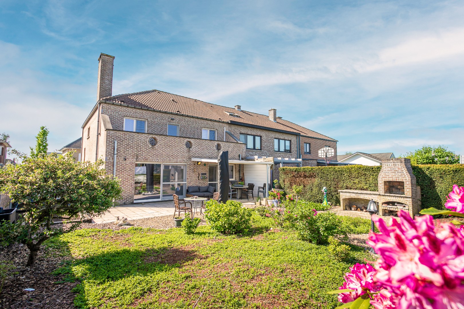 Instapklare gezinswoning met 3 slpk. en ruime tuin 