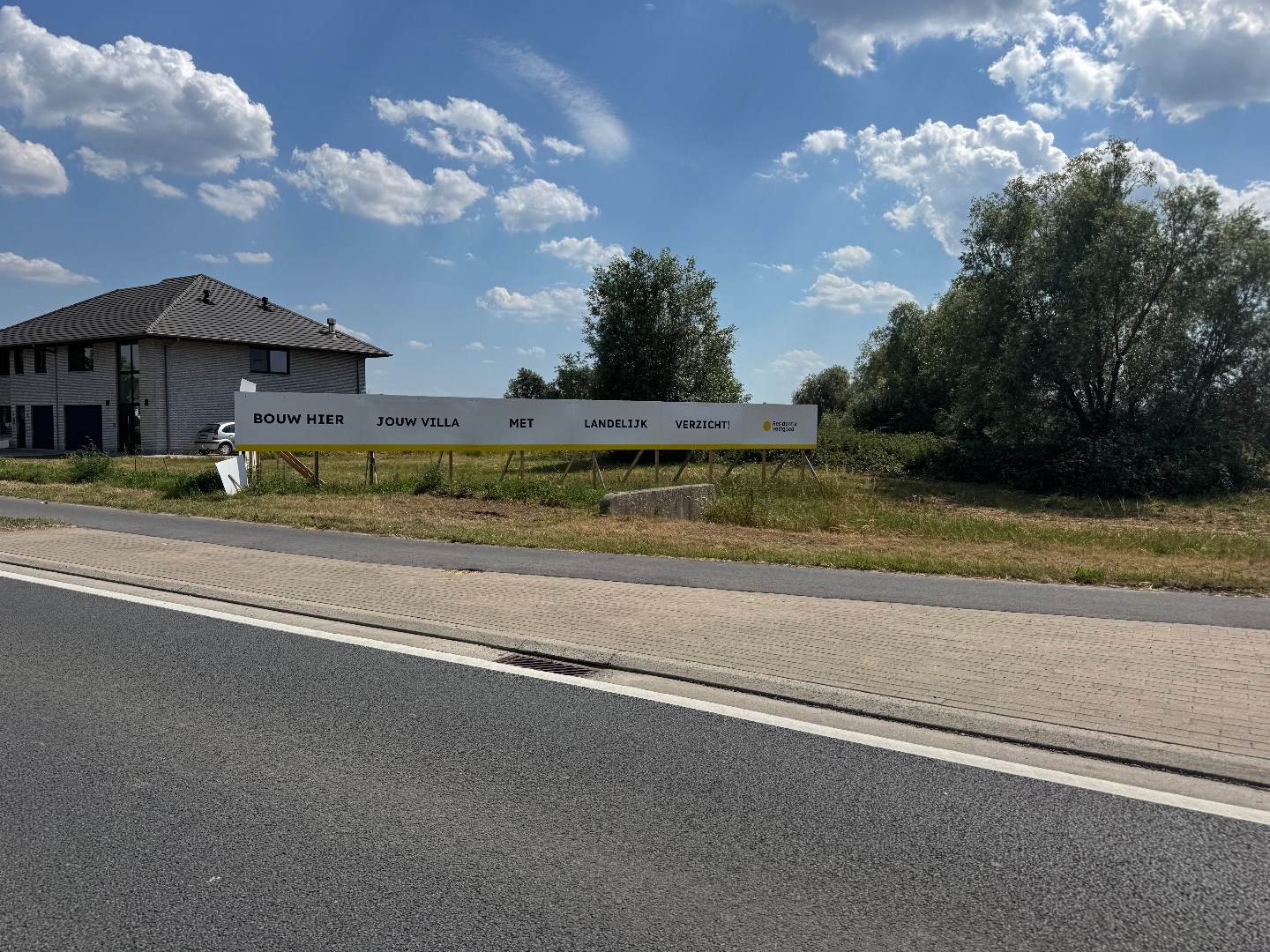 Exclusieve villa te koop in Torhout op 1824 m² 