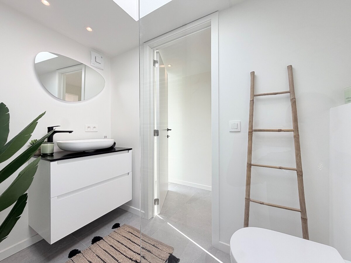 TOPPER : Trendy woning met EPC B nabij Doorniksewijk te  Kortrijk ! *** NONO INSPIRED *** 