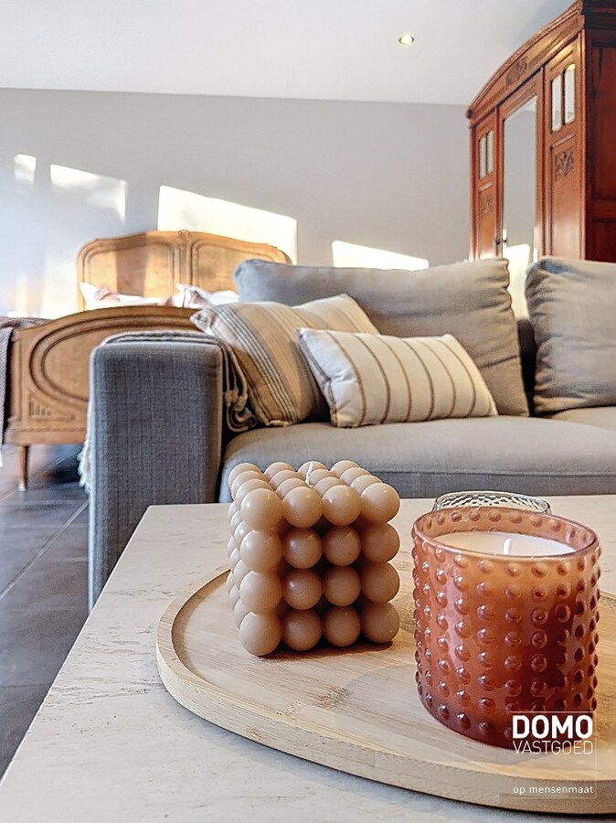 VOLLEDIG GEMEUBELDE 1 SLAAPKAMER STUDIO TE HASSELT (Stokrooie) 