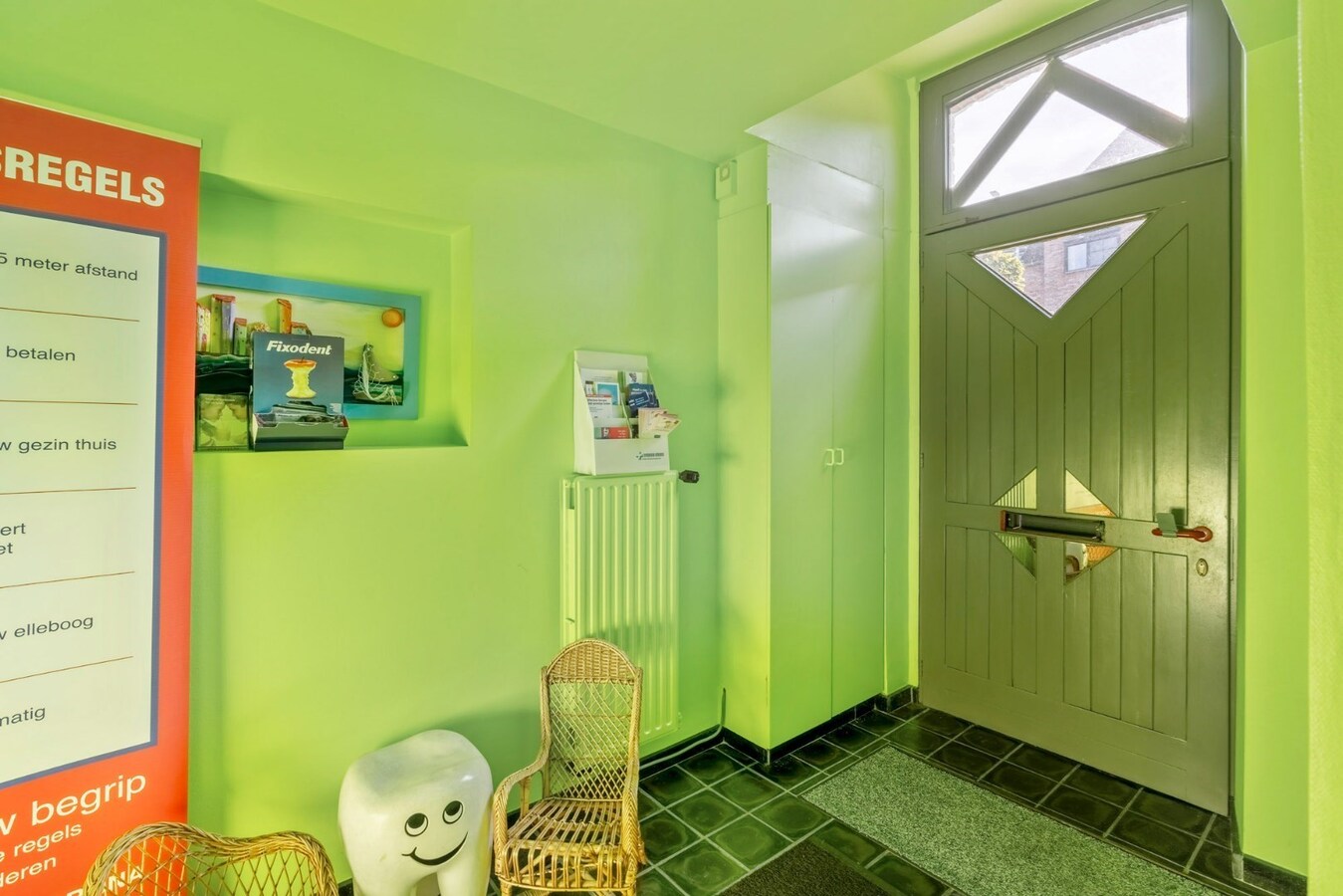 Luxe herenhuis met praktijkruimte in Niel-bij-As 