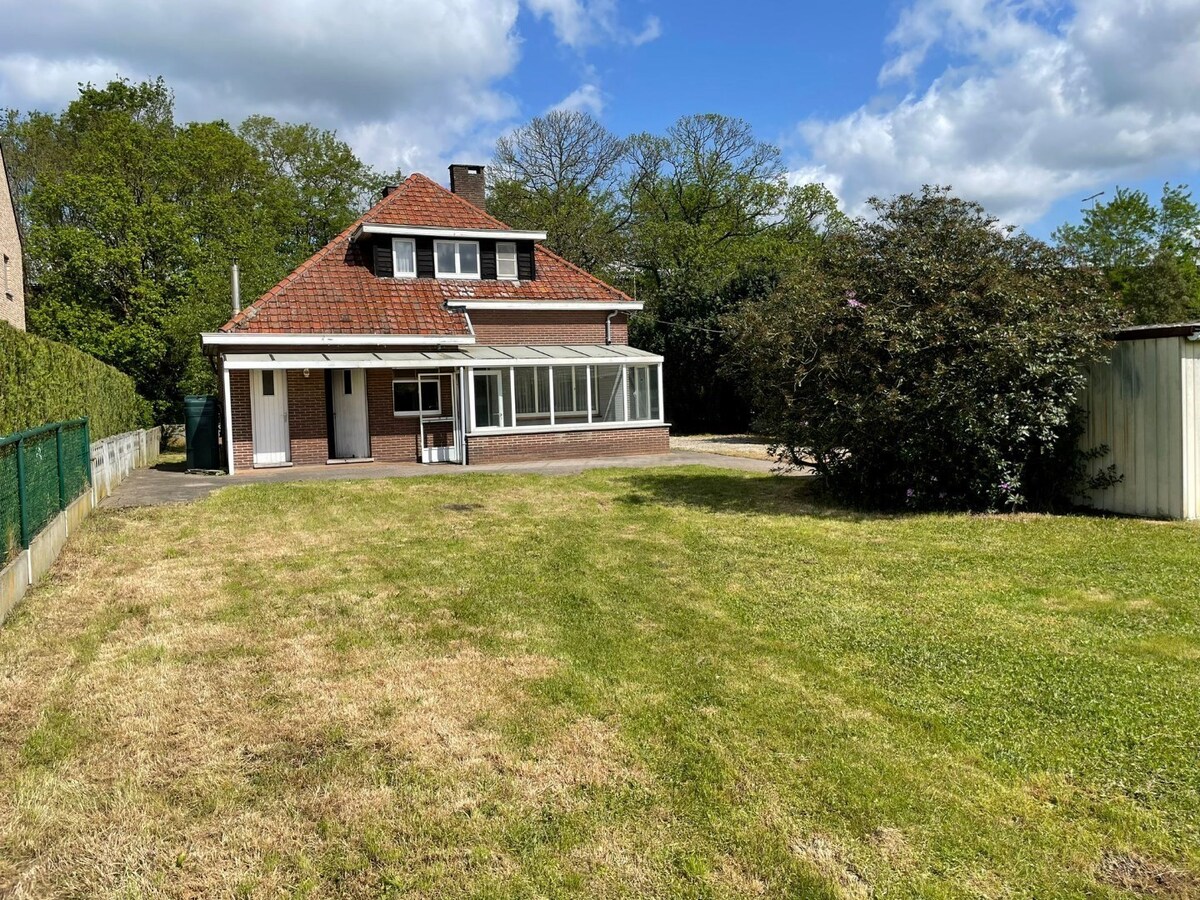 Gunstig gelegen woning te Lummen 