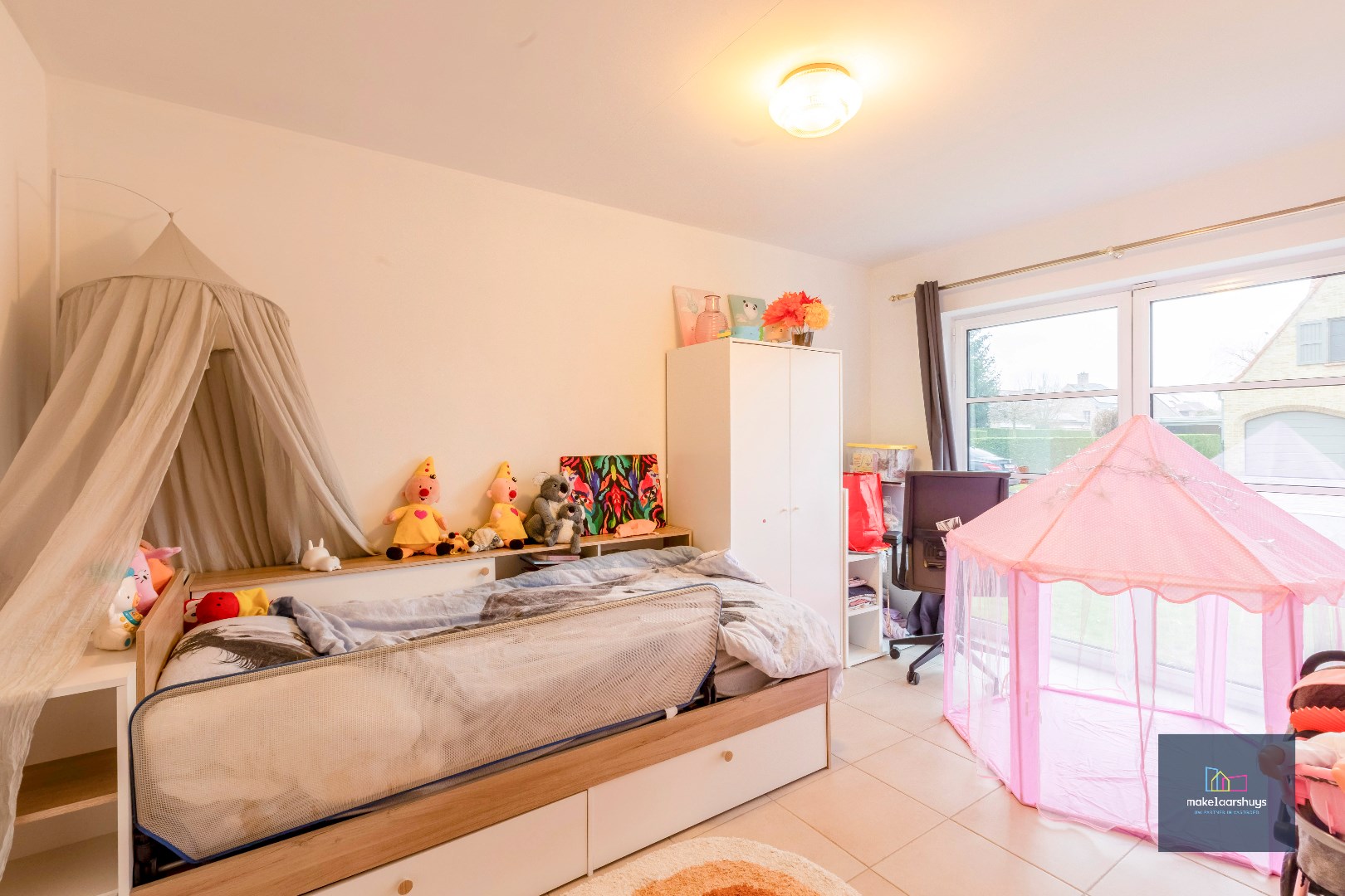 Gunstig gelegen ruime bungalow in Mariakerke met tuin 