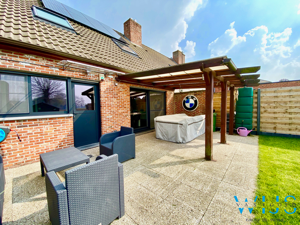 Toffe gezinswoning met 3 slaapkamers, garage &amp; zonnige tuin te Ertvelde Rieme! 