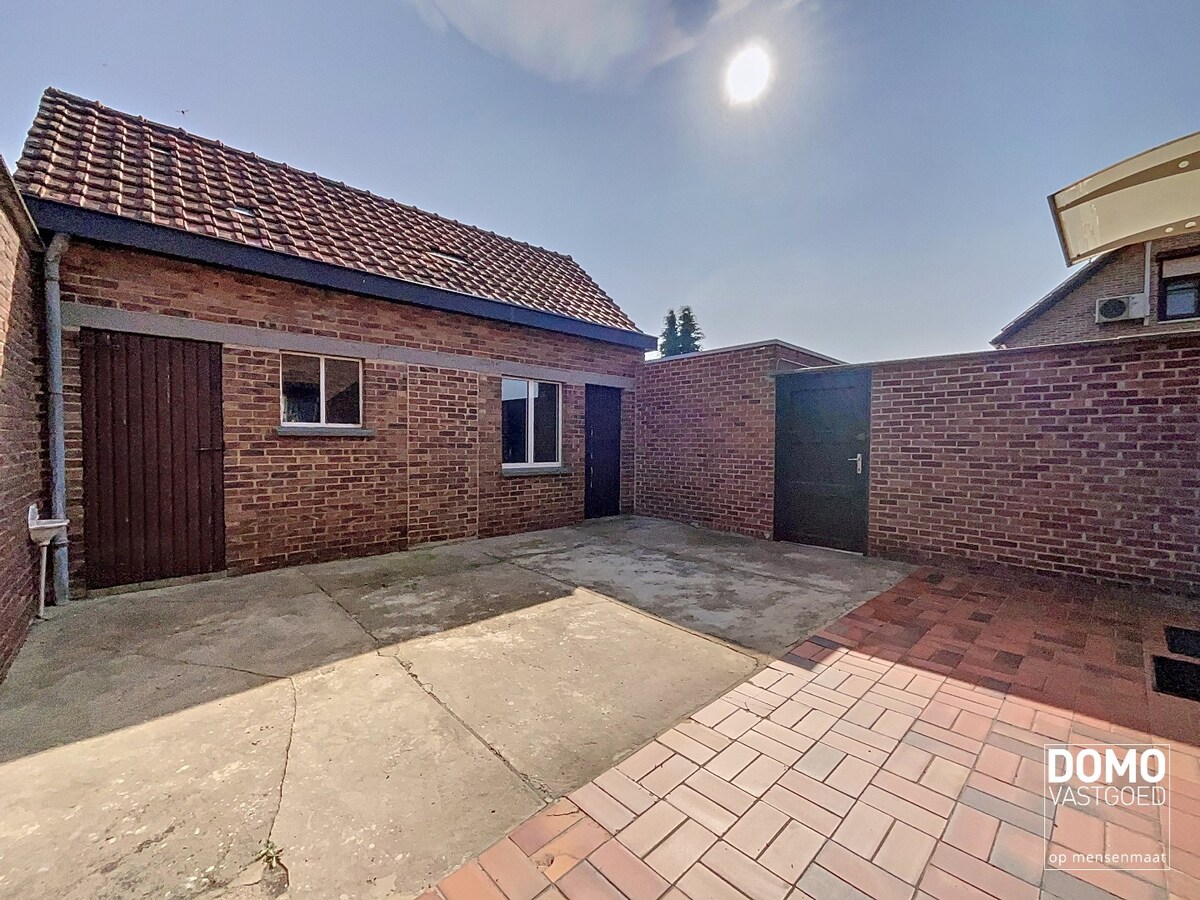 Uniek en idyllisch gelegen woning te Alken. 