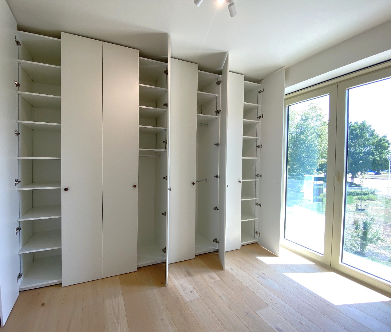 Instapklaar nieuw 1-slaapkamer appartement op een toplocatie in Waregem! 