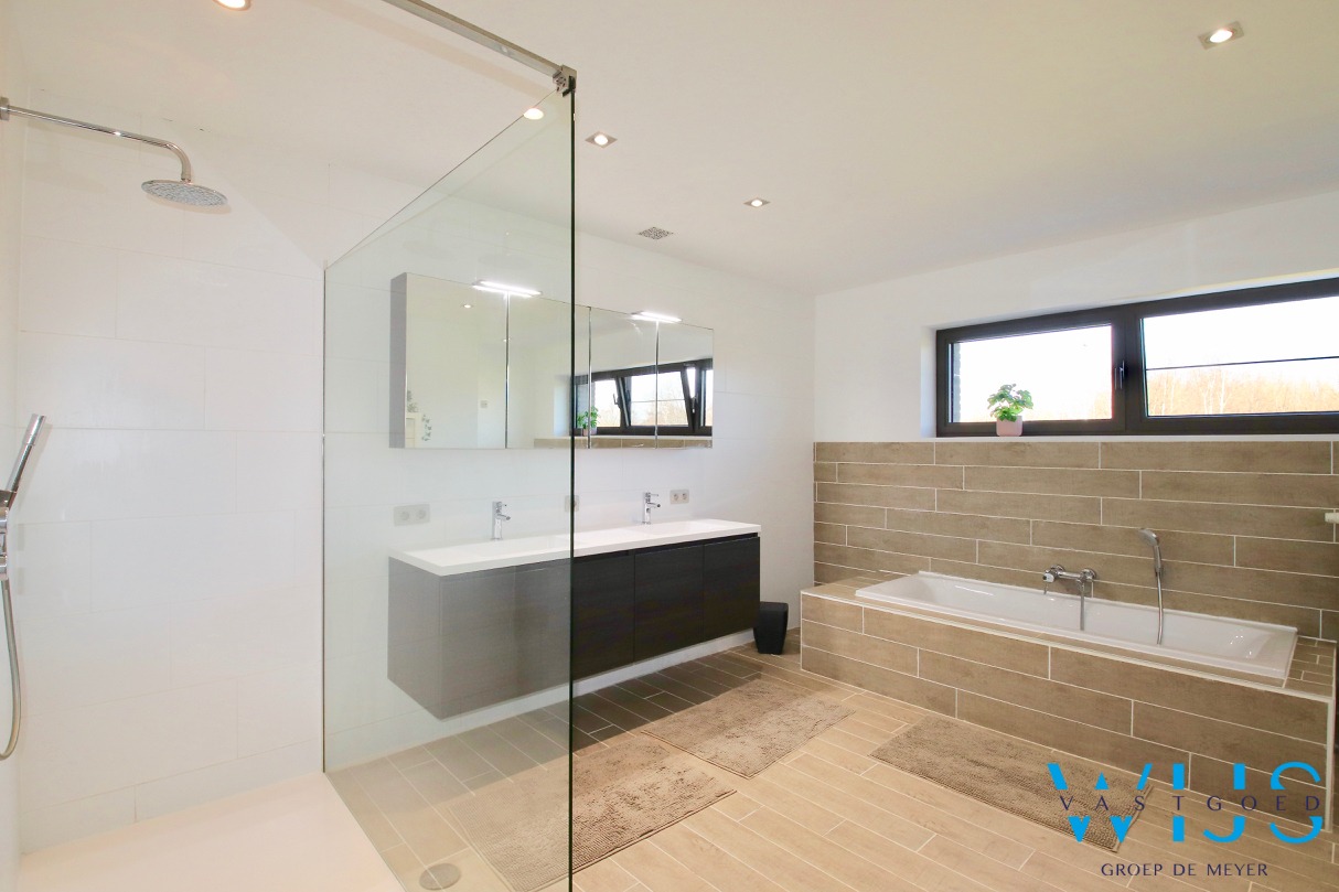 Prachtige ruime nieuwbouwwoning te Zelzate ! 