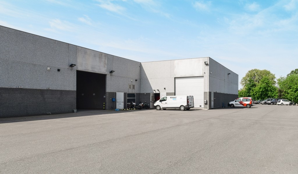 Opslagruimtes te huur langs de Gentse Steenweg in Lokeren