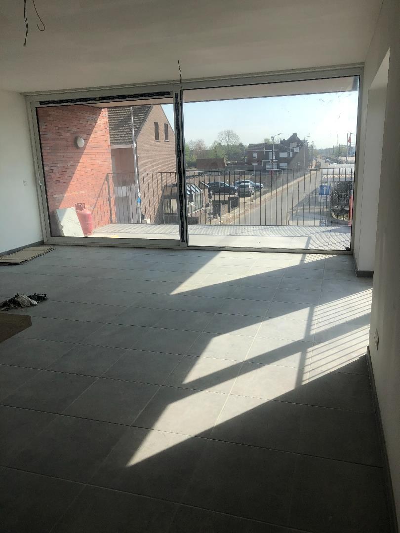 Recent appartement, gelegen op de eerste verdieping, met 2 slaapkamers! 