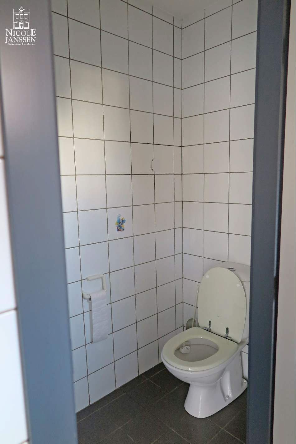 Verzorgd gelijkvloers handelspand 