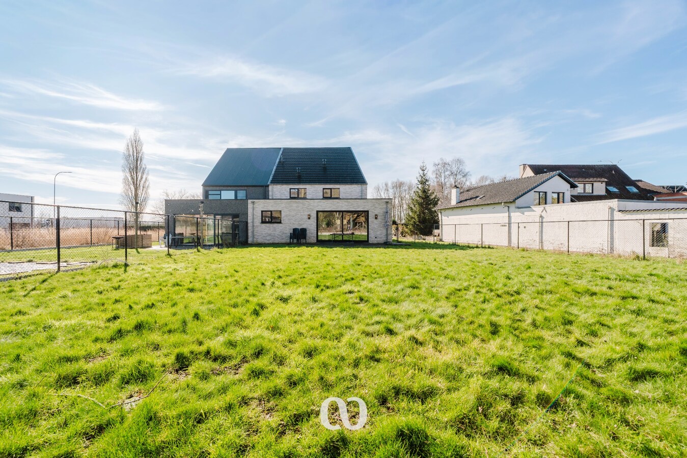 Ruime nieuwbouwwoning met 4 slaapkamers 