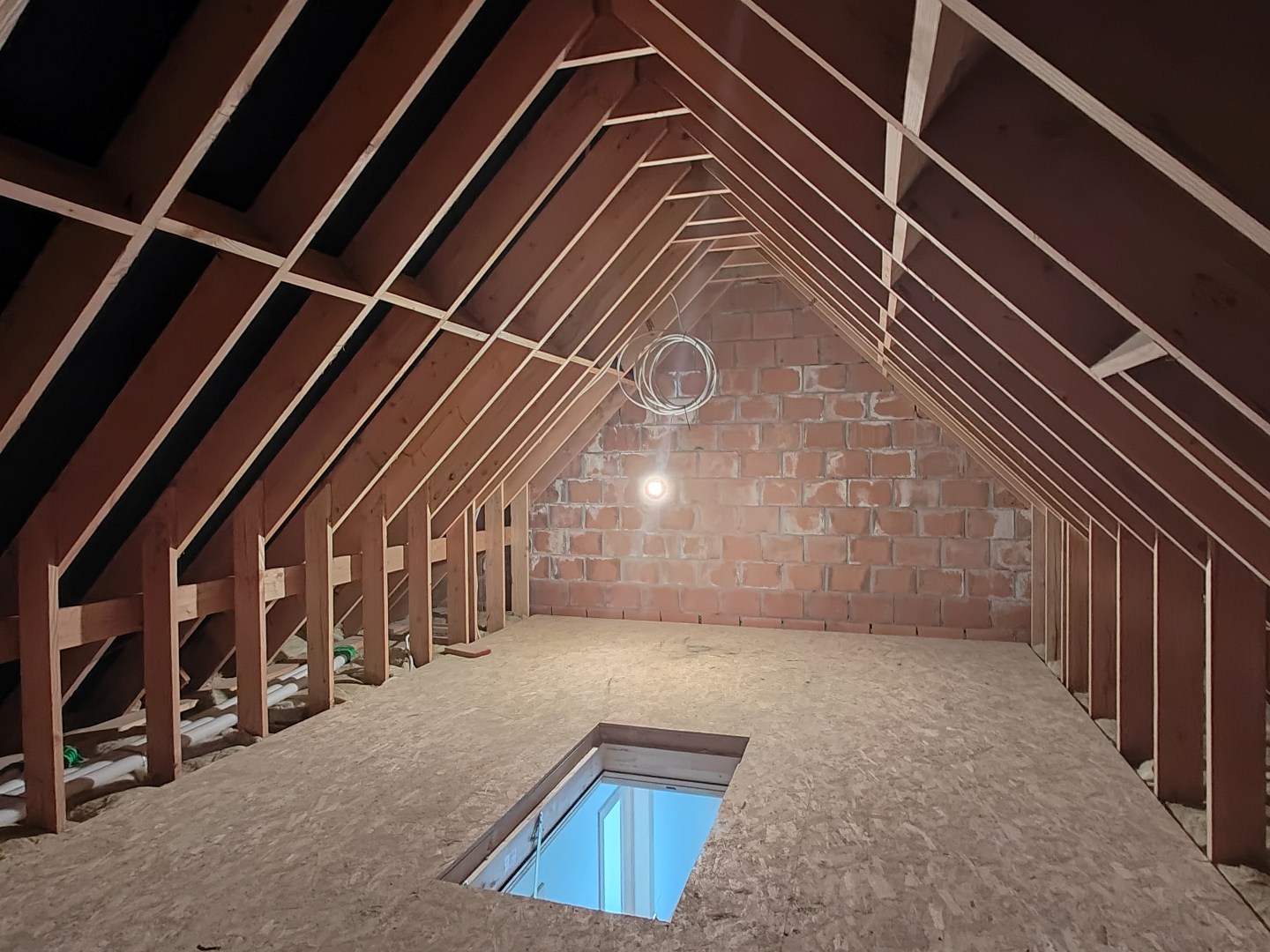 Prachtige energiezuinige halfopen woning op rustige ligging 