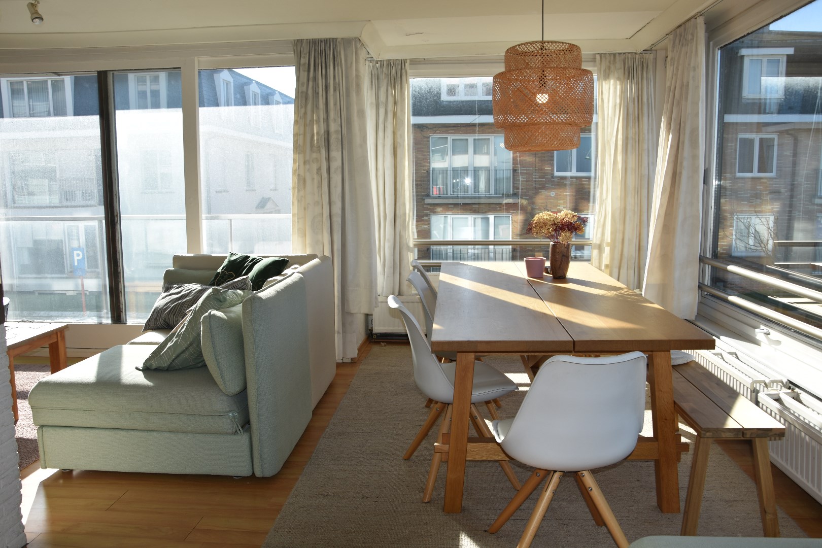 gemeubeld appartement met 2 slaapkamers 