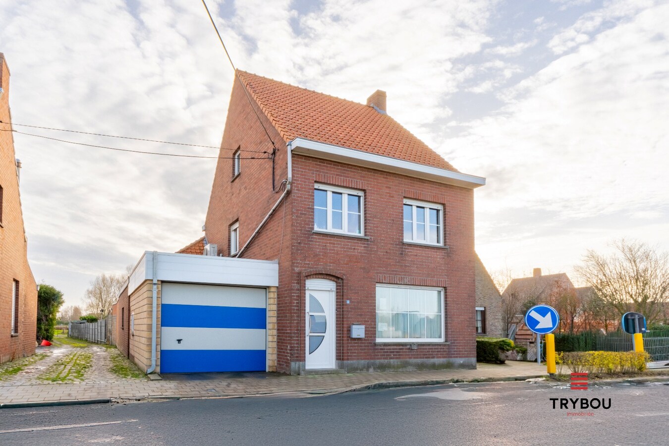 Alleenstaande, kloeke woning met veel potentieel - Jonkershove 