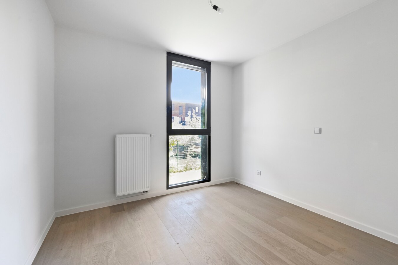 Res. Leiemeersen: instapklaar recent 3-slpks appartement nabij de Watersportbaan 