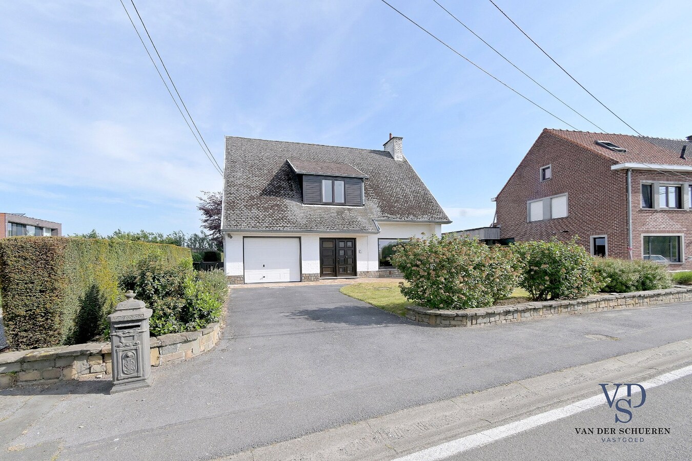 Degelijke villa. 