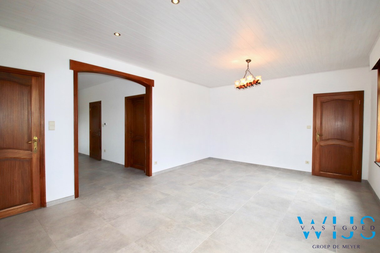 Centraal gelegen woonhuis met 4 slaapkamers te Kaprijke ! 