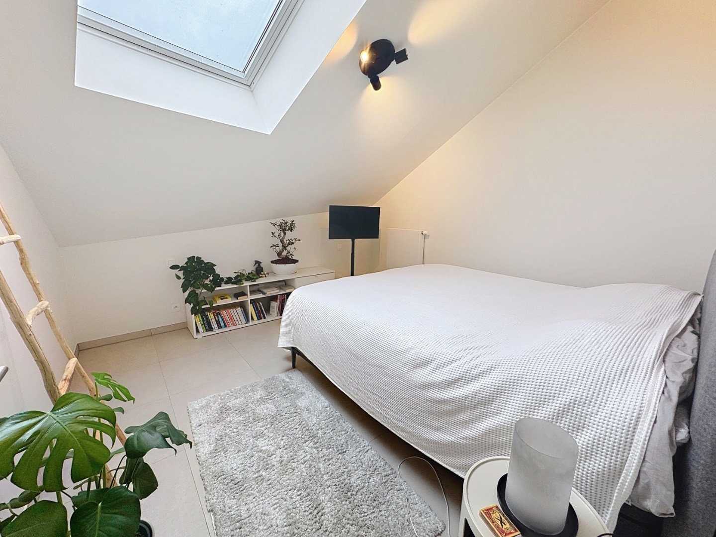 Centraal gelegen, ruim en energiezuinig appartement met 3 slaapkamers 