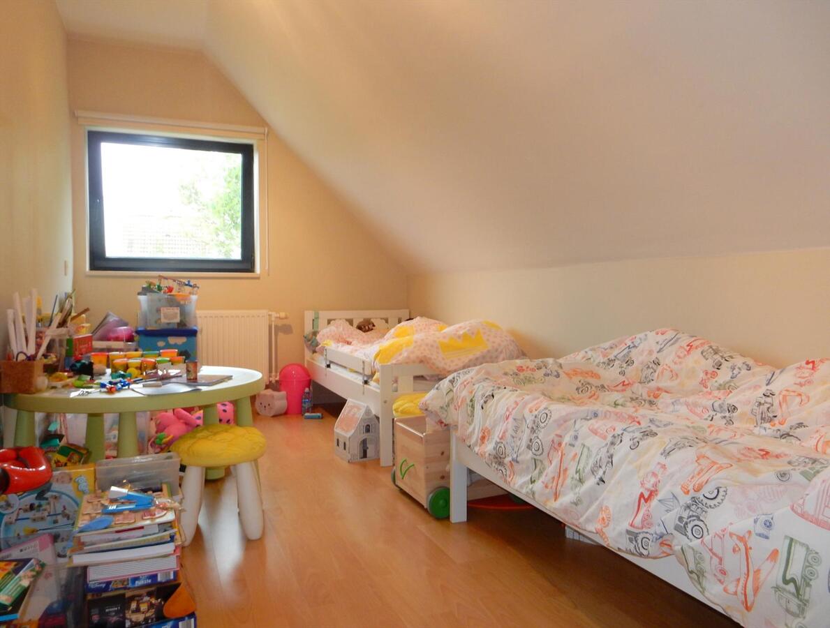 Alleenstaande villa met zonnige tuin op fantastische locatie 