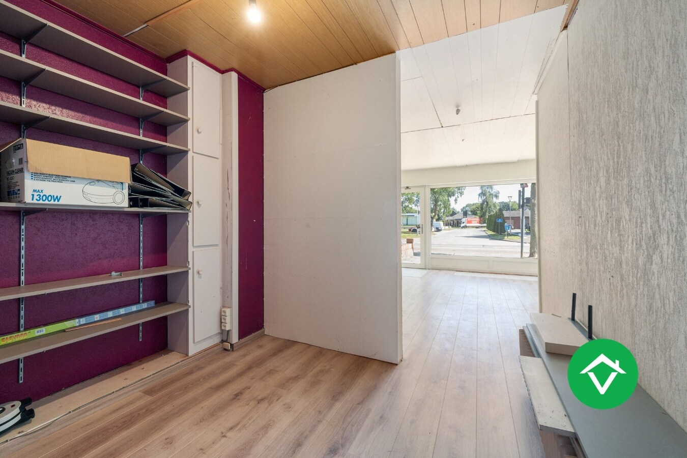 Instapklare woning met 4 slaapkamers en loods te Koekelare 