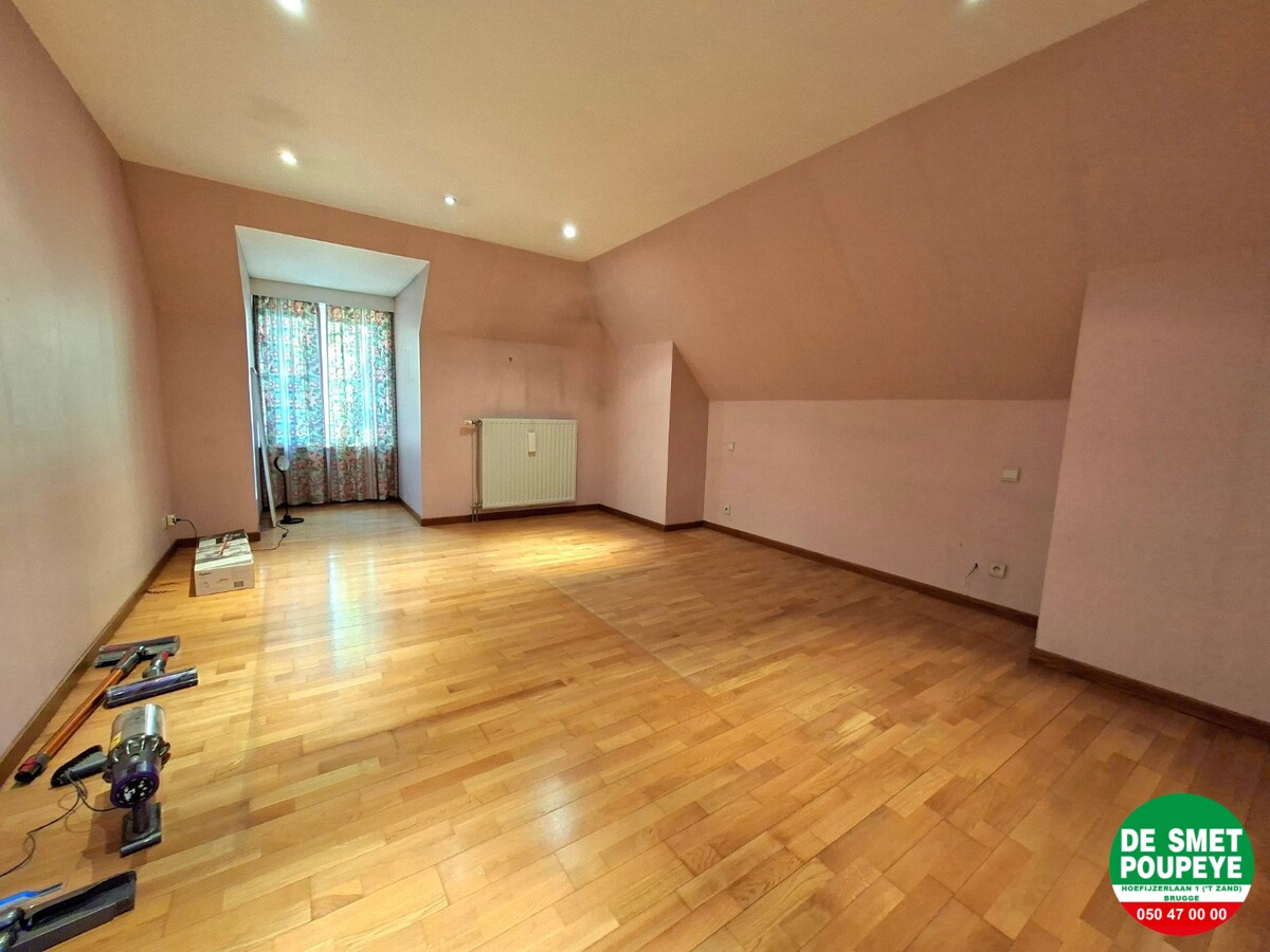 Residentieel gelegen villa 