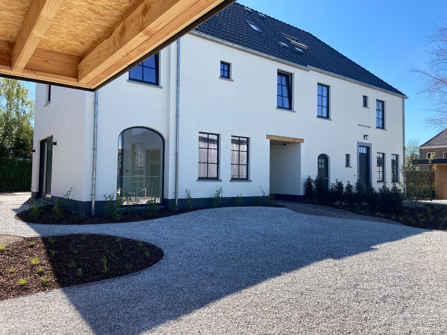 Exclusieve, energiezuinige nieuwbouwwoning op een discrete ligging te Waregem! 