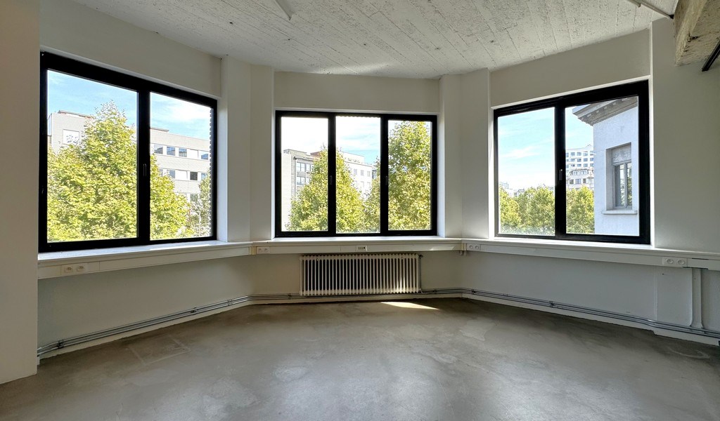 Loftkantoren te huur vlakbij Eilandje in Antwerpen