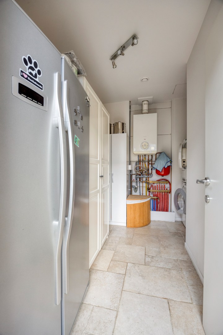 Zeer ruim appartement met 3 slpk. in Geel 