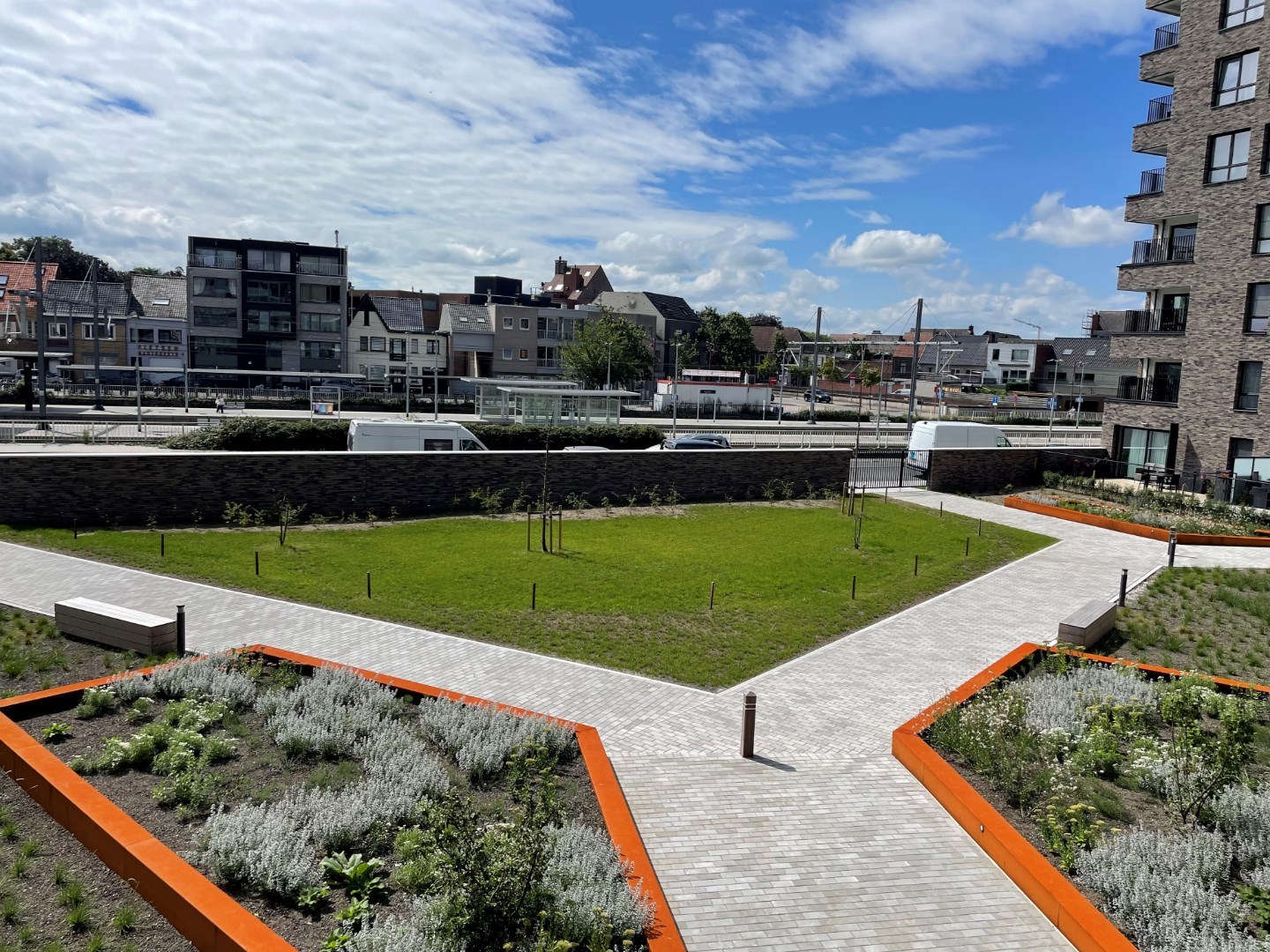 Appartement met 2 slpk en garage 