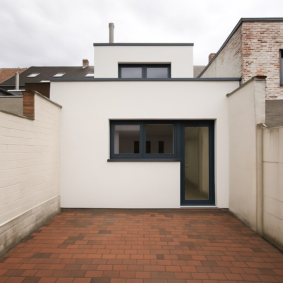 Te koop: Instapklare woning met optie tot drie slaapkamers, zuid gerichte stadstuin én EPC label B in het hart van Sint-Niklaas! 