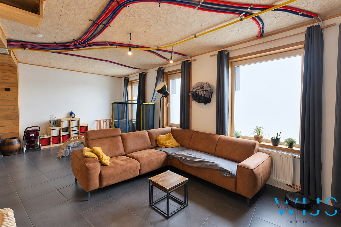 Gerenoveerde woning met ruime tuin in Doornzele/Desteldonk 